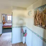 Prázdninový dům Private Escape - Ideal For Up To 8 Guests Seeham