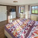 Private Escape - Ideal For Up To 8 Guests
