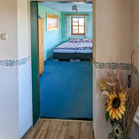 Private Escape - Ideal For Up To 8 Guests Nyaraló Seeham